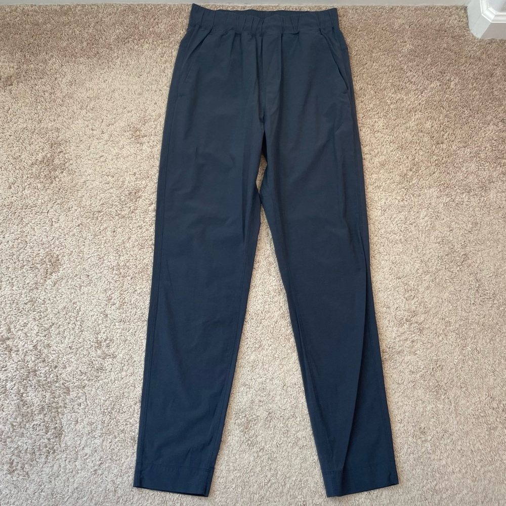 Lululemon Men’s Raised City Pant 31" Pull-On Grey Pants Size Small Style M5427S - Picture 9 of 16